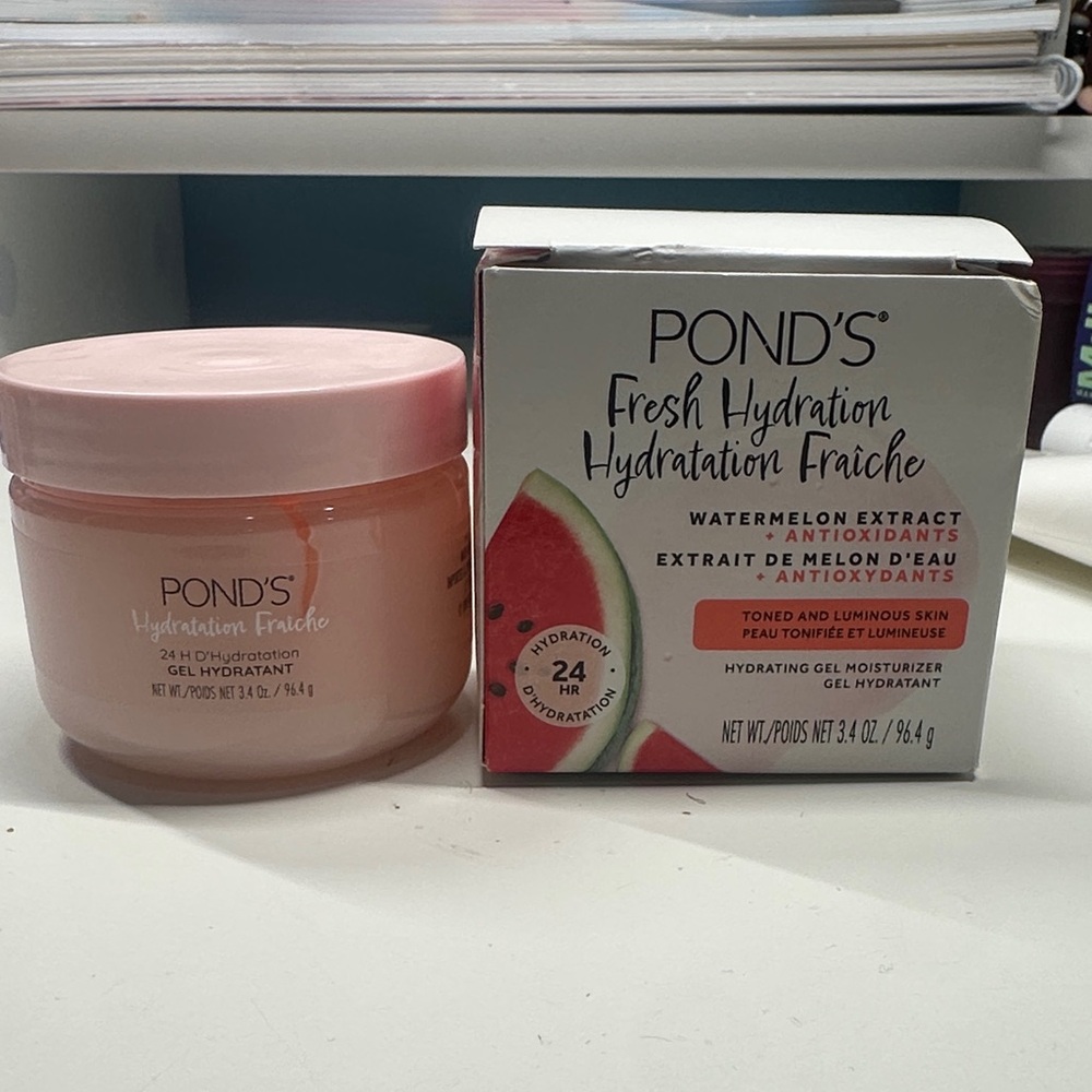Pond's Hydration Gel Moisturizer with Watermelon Extract